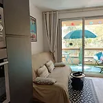 Διαμέρισμα Paradise Entre Et Pins Saint-Raphaël