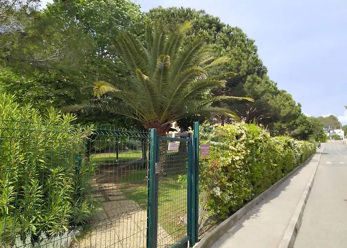 アパート Paradise Entre Et Pins *